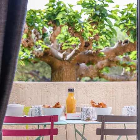 L'escale-appartement Saint-tropez-4 Personnes- Piscine-garage Apartment